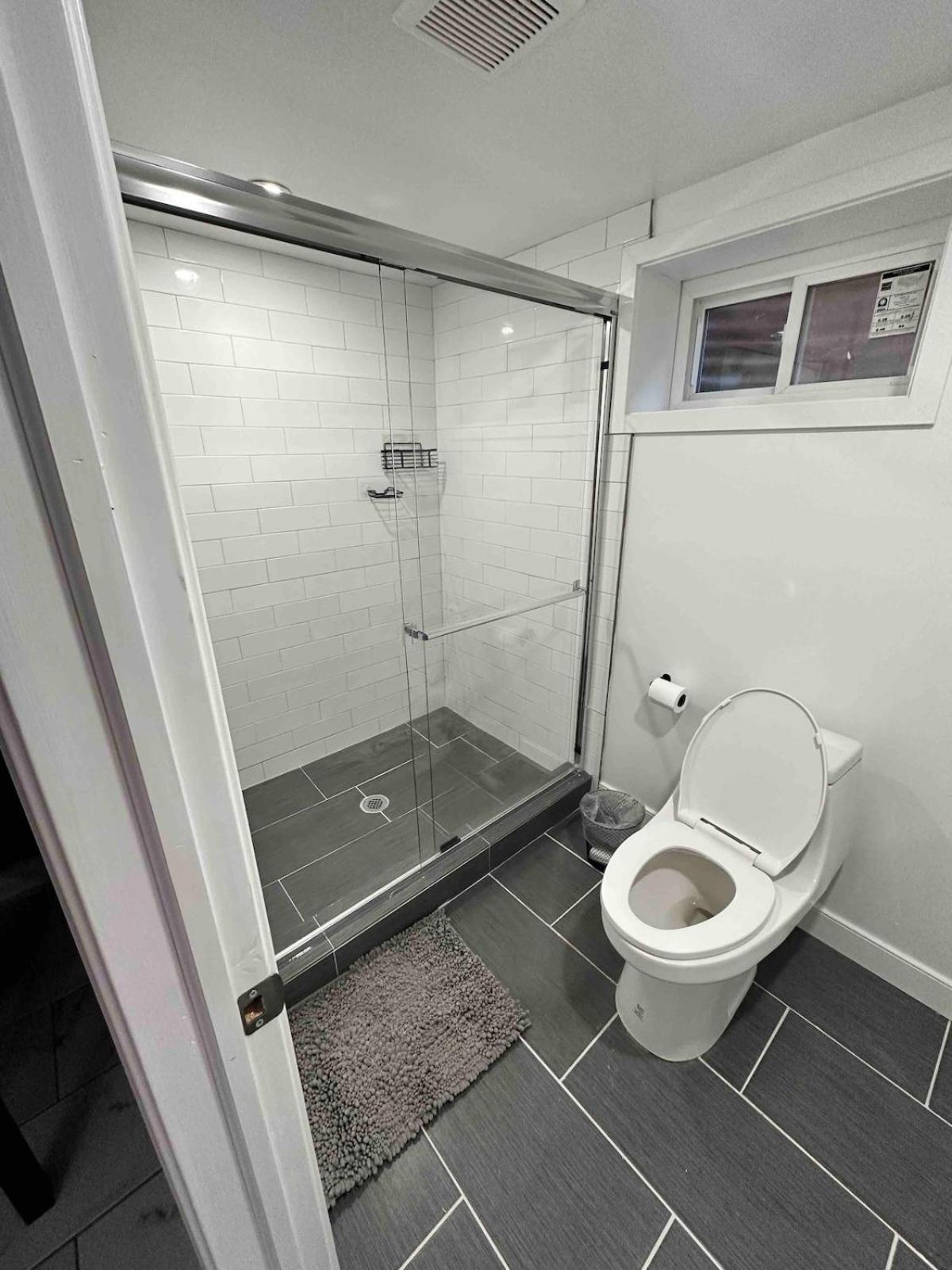 Lovely Basement 1-Bedroom With Free Parking Ουάσινγκτον Εξωτερικό φωτογραφία